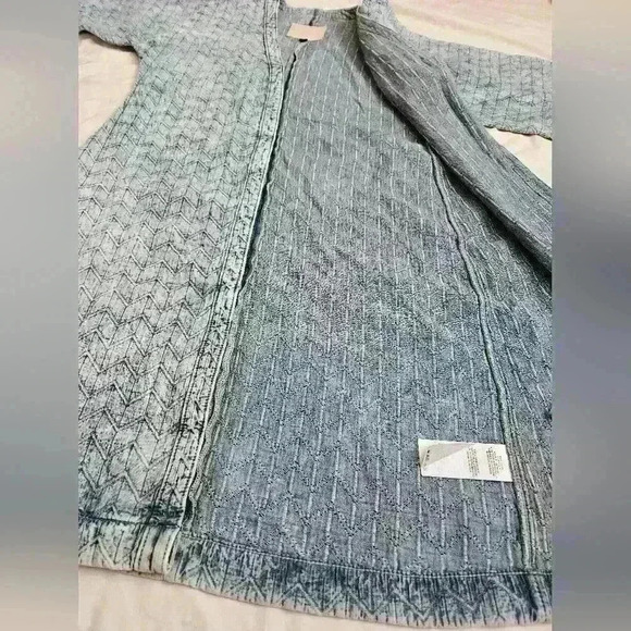 True Religion Kimono - Picture 3 of 11